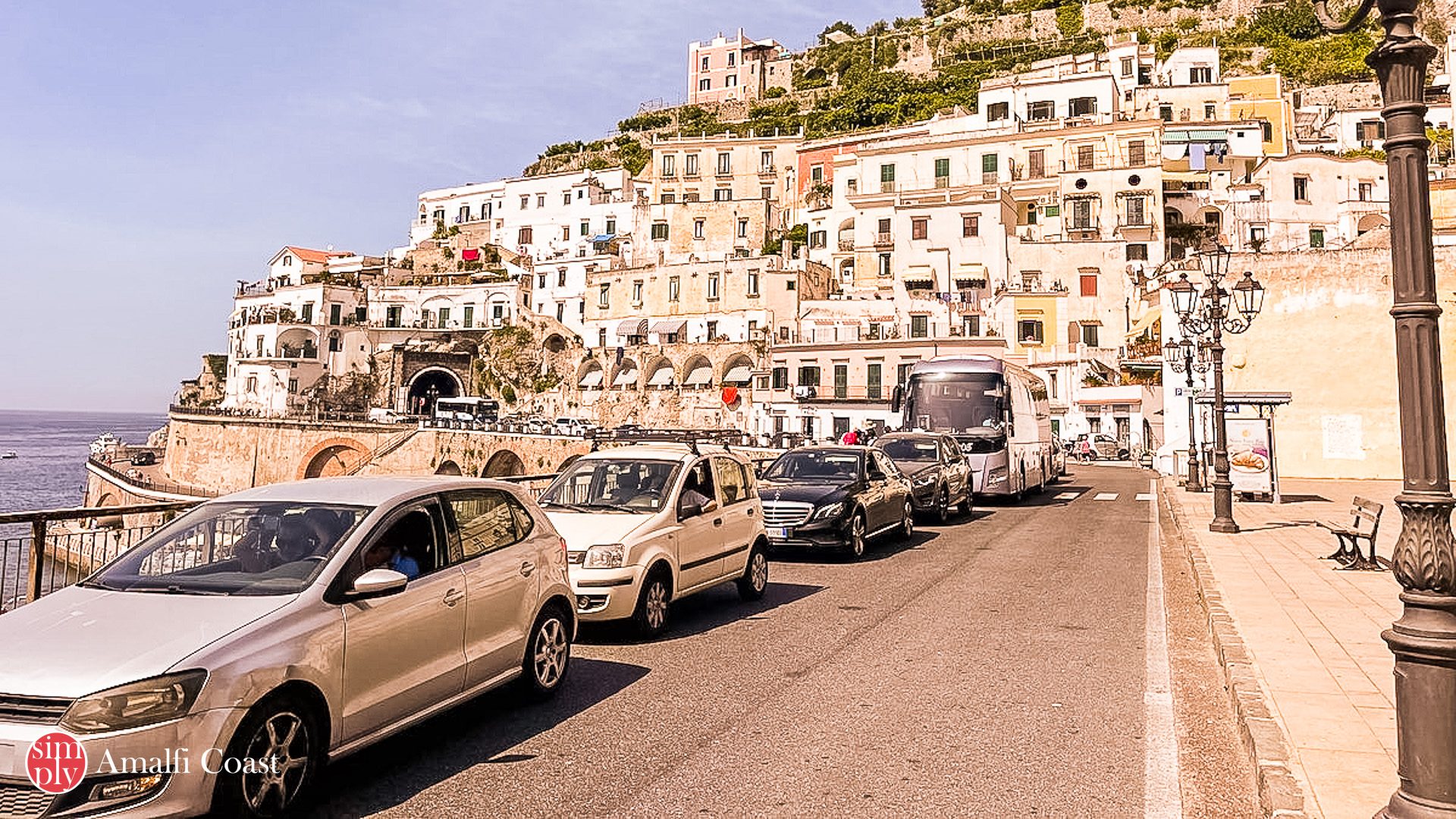 Costiera Amalfitana: traffico record in estate, Regione studia nuove soluzioni